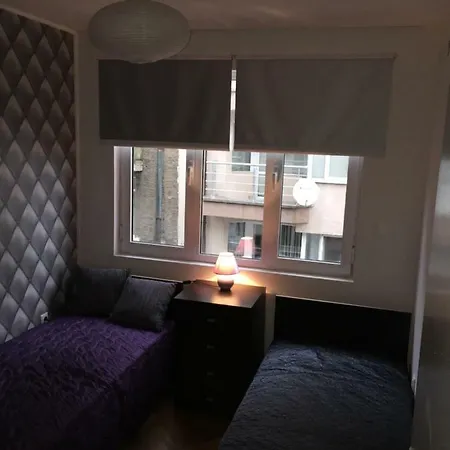 Top Center Floor