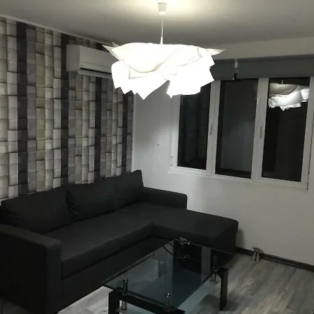 Top Center Floor