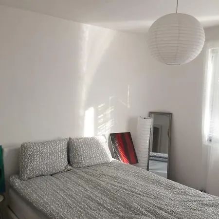 Apartment Top Center Floor *